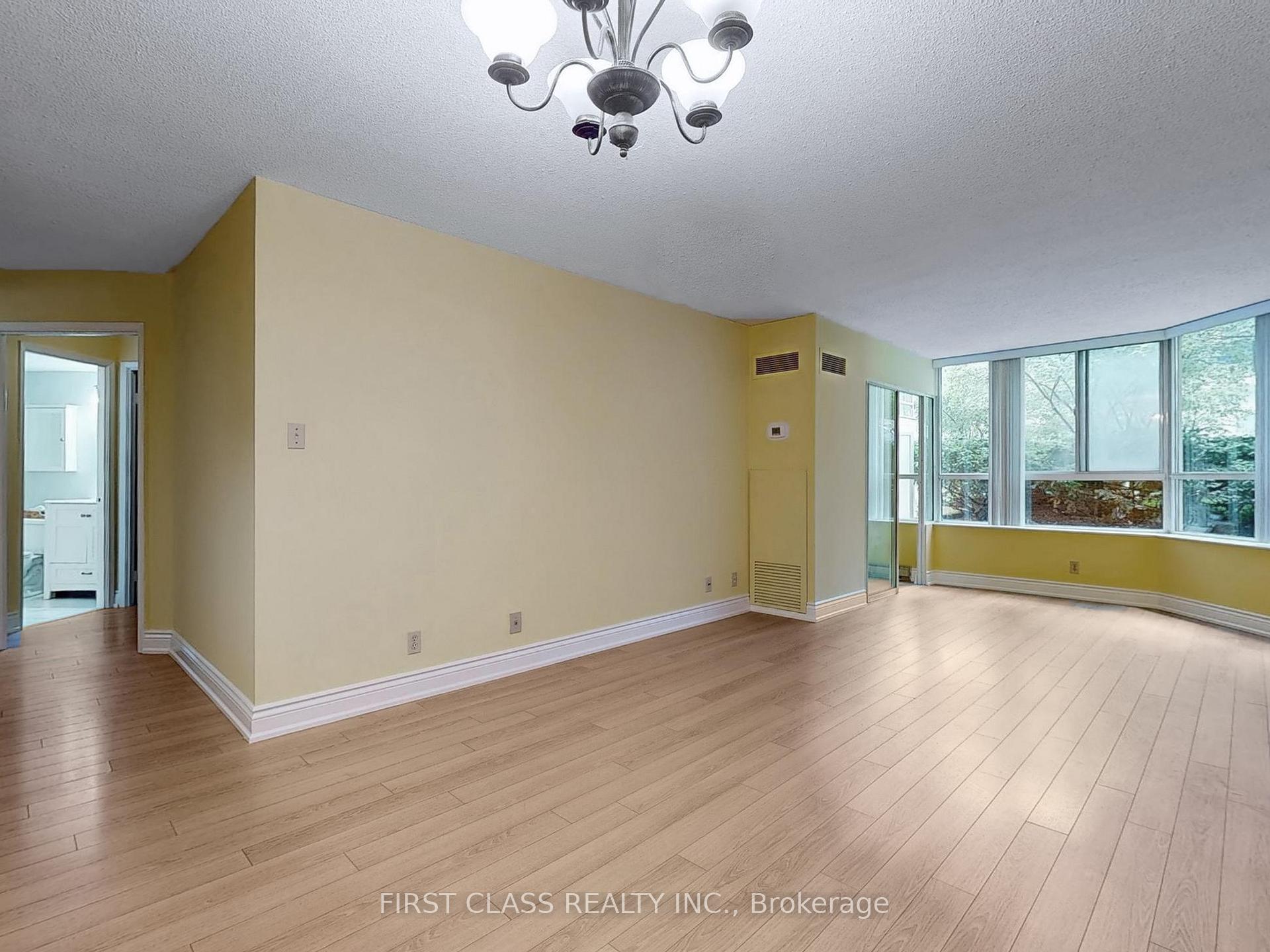 Photo 5 of Unit 303, 717 Bay Avenue, Toronto, Bay Street Corridor — HOMEH