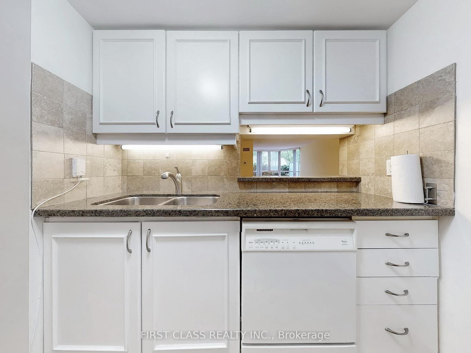 Photo 11 of Unit 303, 717 Bay Avenue, Toronto, Bay Street Corridor — HOMEH
