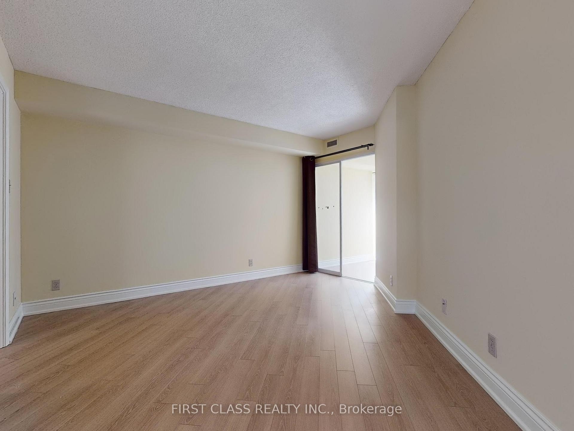 Photo 12 of Unit 303, 717 Bay Avenue, Toronto, Bay Street Corridor — HOMEH