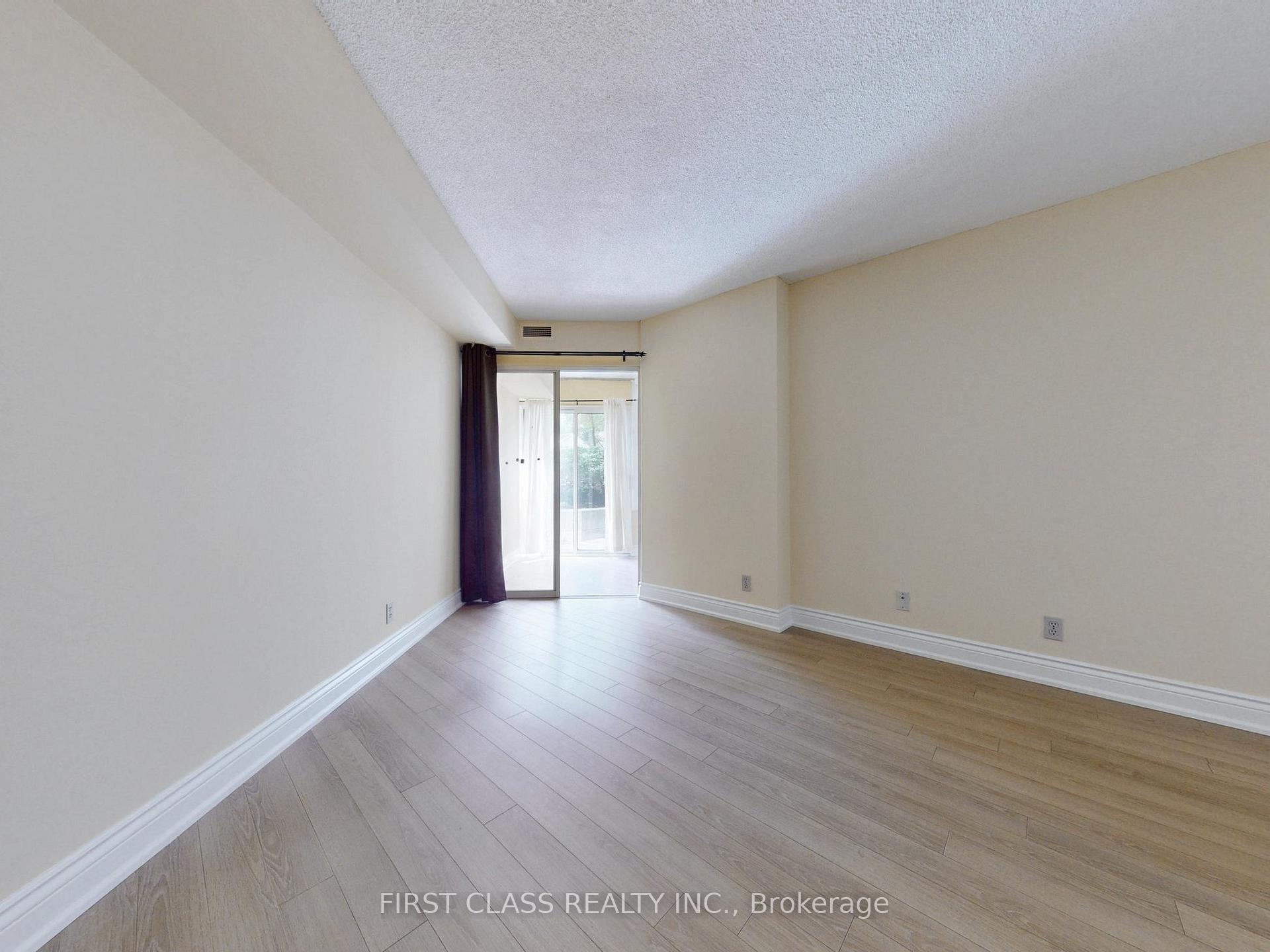 Photo 13 of Unit 303, 717 Bay Avenue, Toronto, Bay Street Corridor — HOMEH