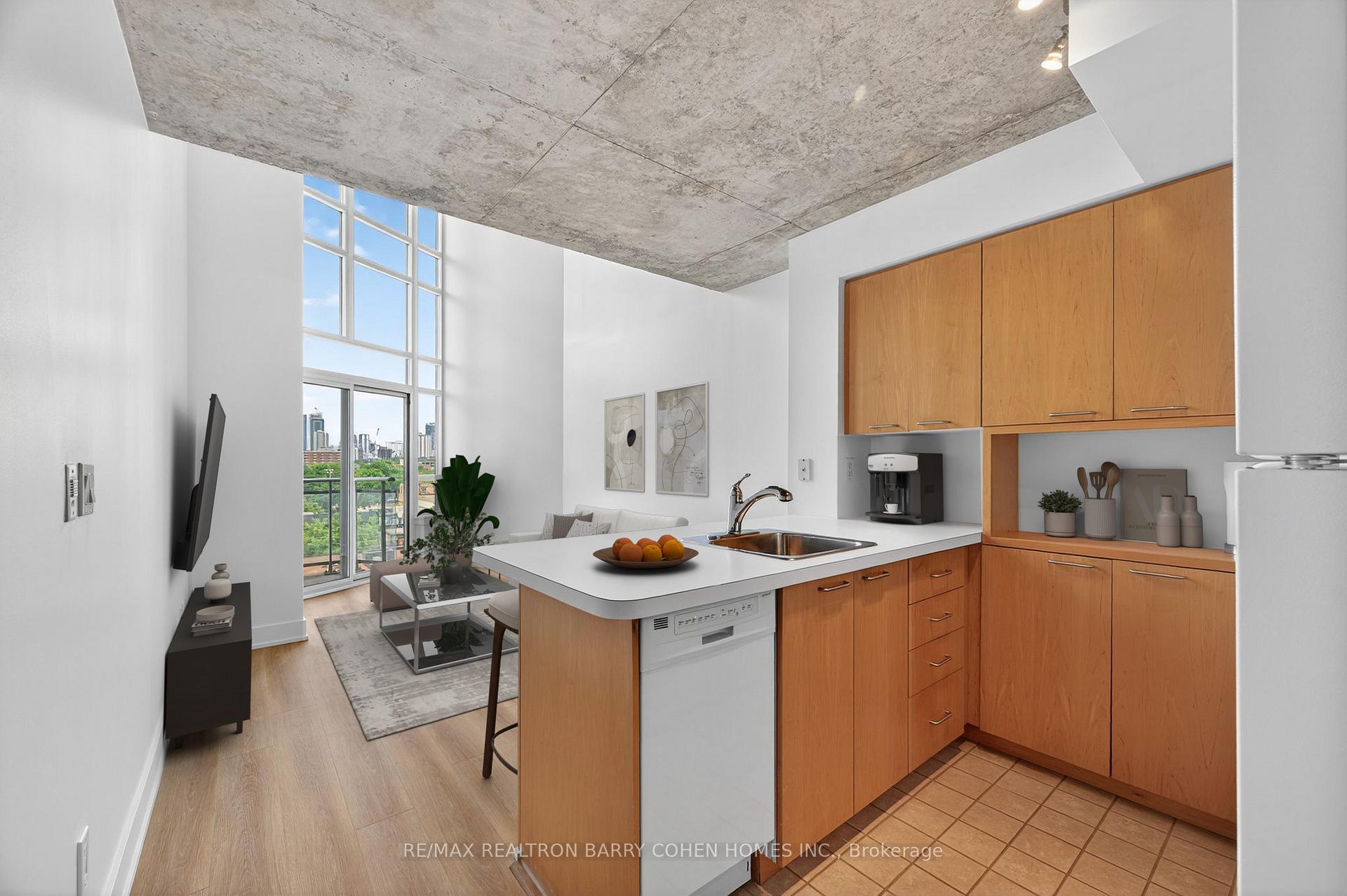 Photo 5 of Unit 814, 255 Richmond Street E, Toronto, Moss Park — HOMEH