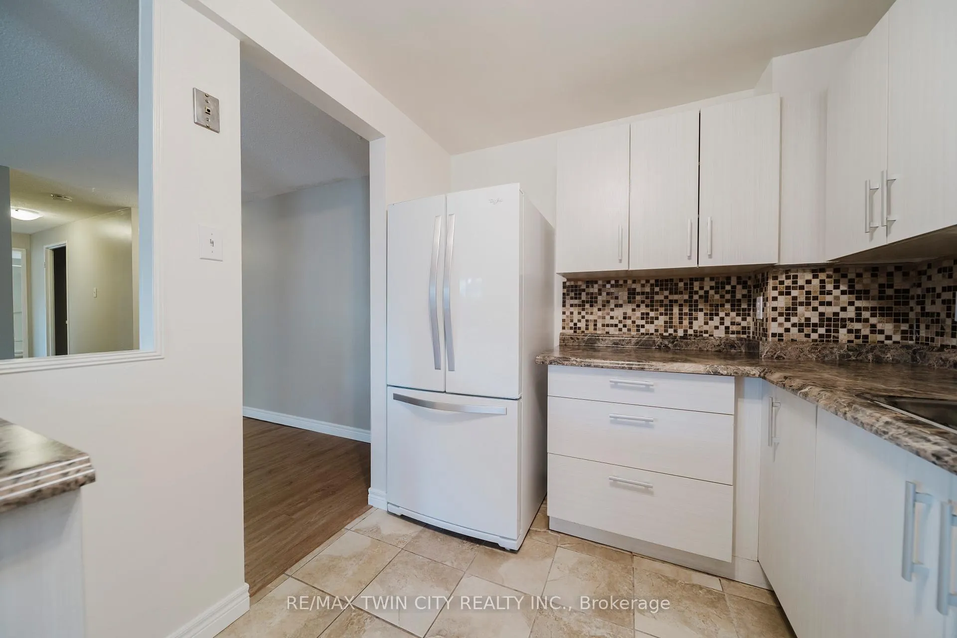 Photo 9 of Unit 110, 279 Chandler Drive, Kitchener — HOMEH