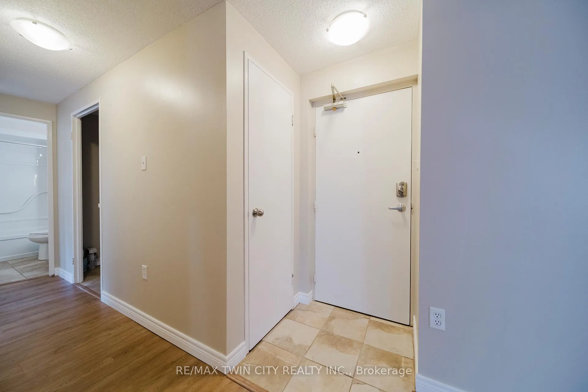 Photo 12 of Unit 110, 279 Chandler Drive, Kitchener — HOMEH