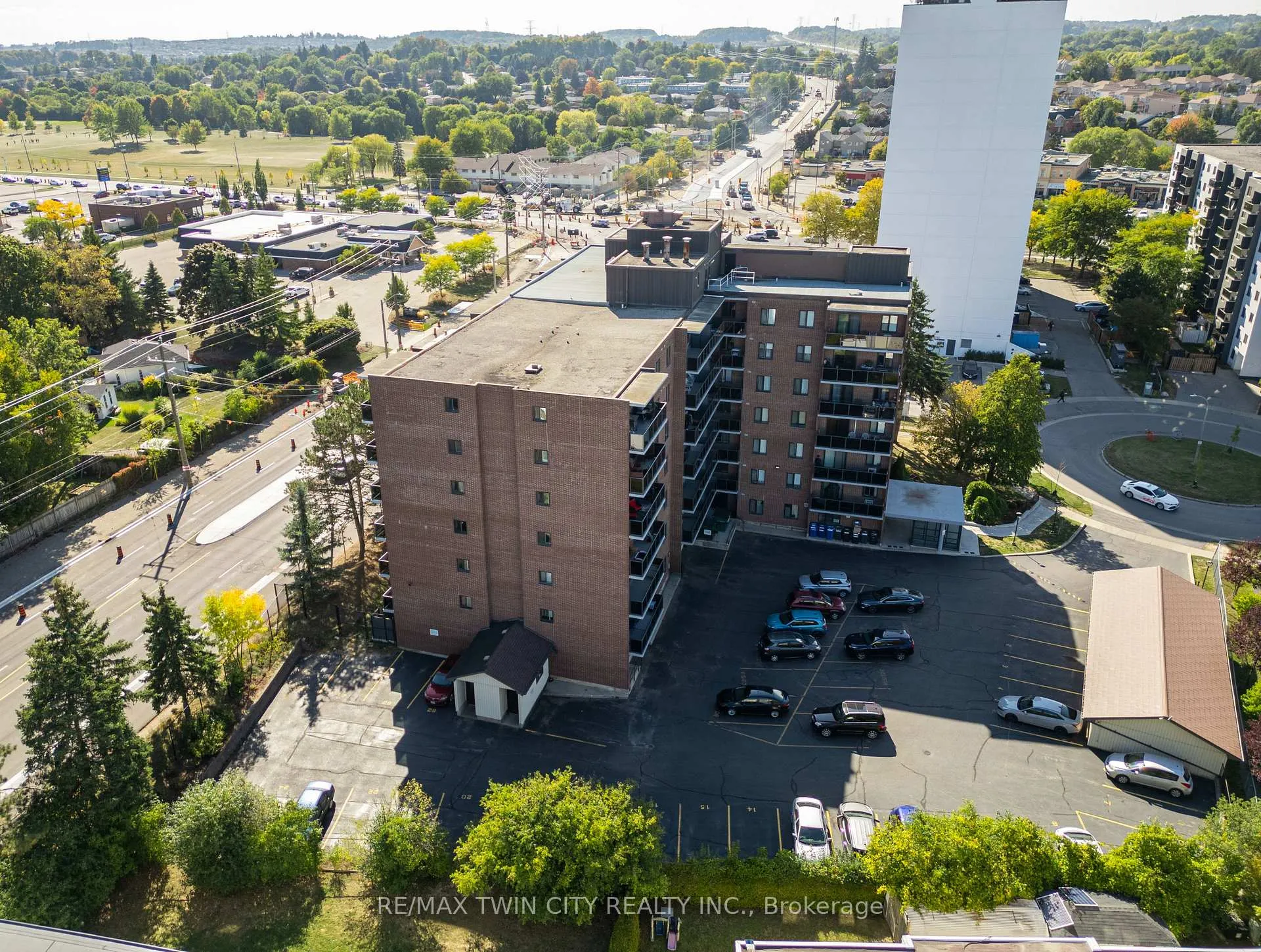 Photo 39 of Unit 110, 279 Chandler Drive, Kitchener — HOMEH