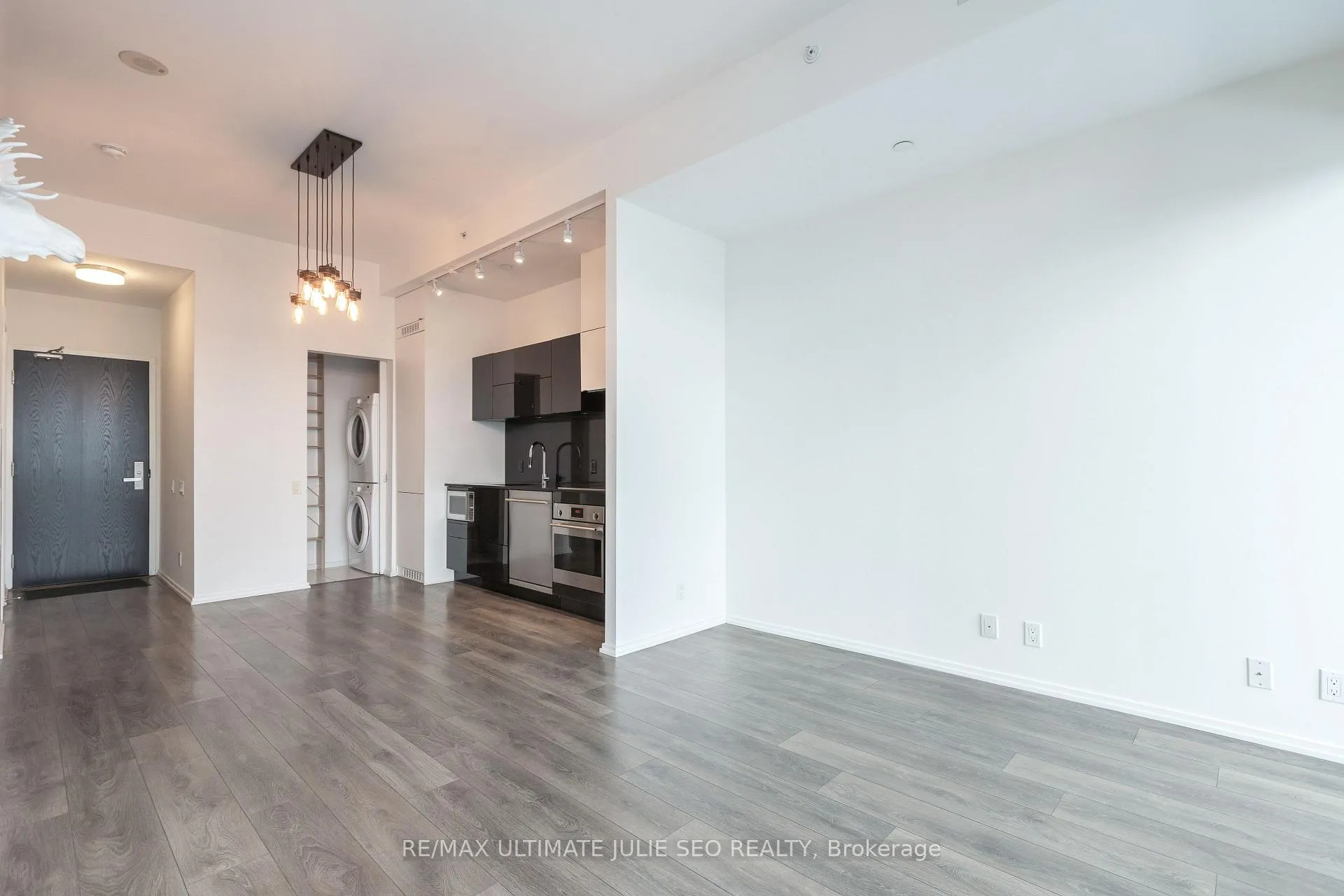 Photo 7 of Unit 3606, 125 Peter Street, Toronto, Waterfront Communities — HOMEH