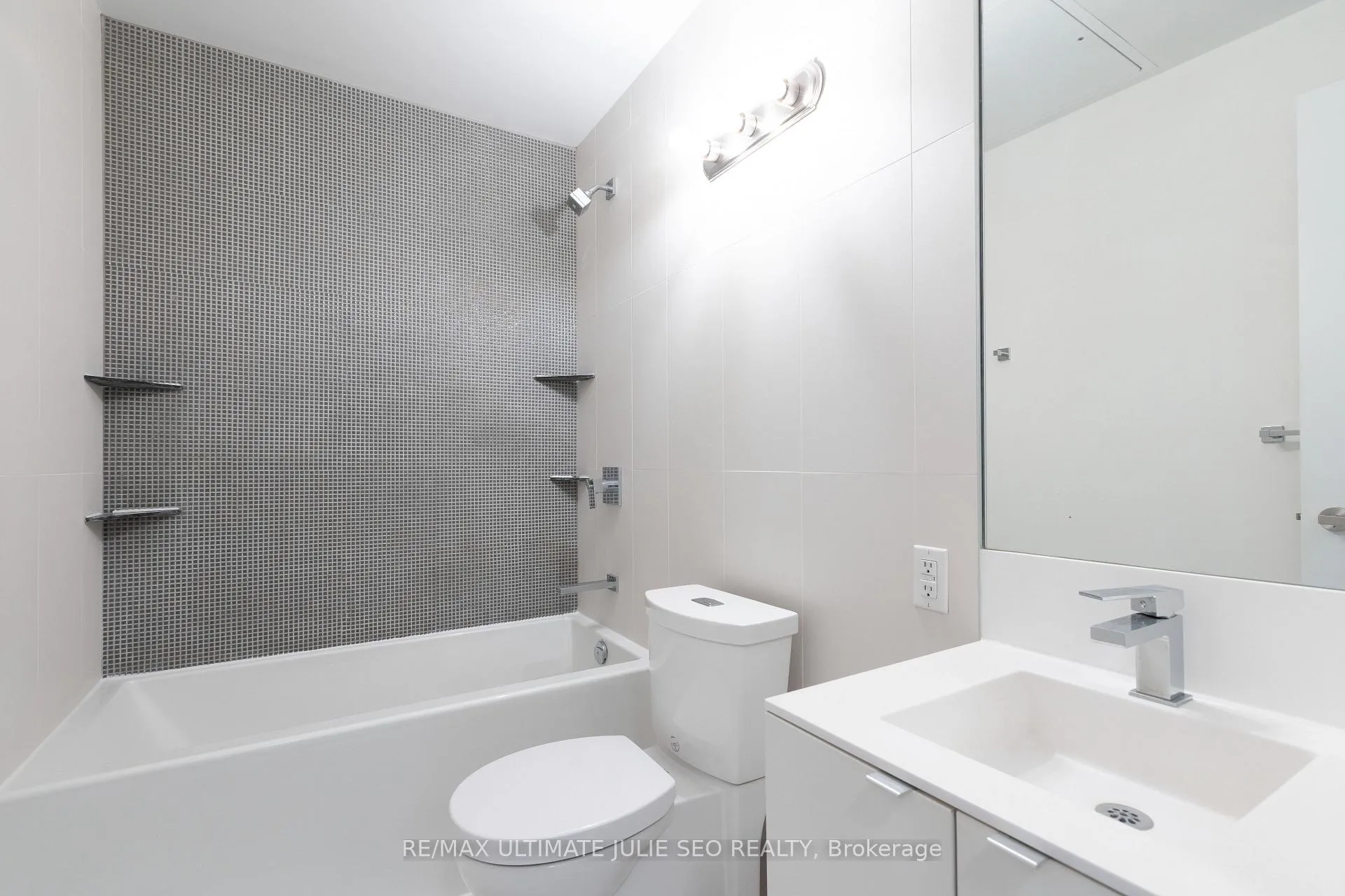 Photo 11 of Unit 3606, 125 Peter Street, Toronto, Waterfront Communities — HOMEH