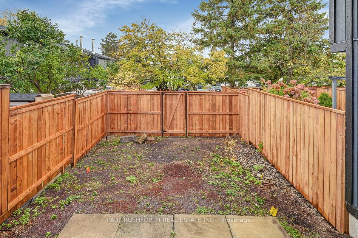 Photo 18 of 3D Spring Grove Lane, Ottawa, Barrhaven - Pheasant Run — HOMEH