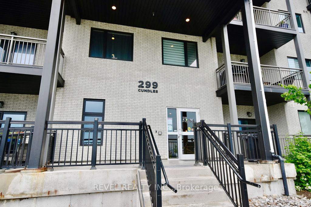 Photo 3 of Unit 208, 299 Cundles Road E, Barrie, Cundles East — HOMEH