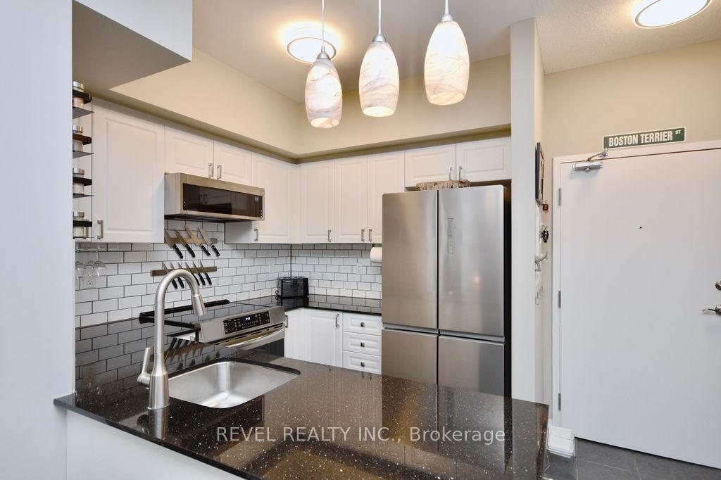 Photo 7 of Unit 208, 299 Cundles Road E, Barrie, Cundles East — HOMEH