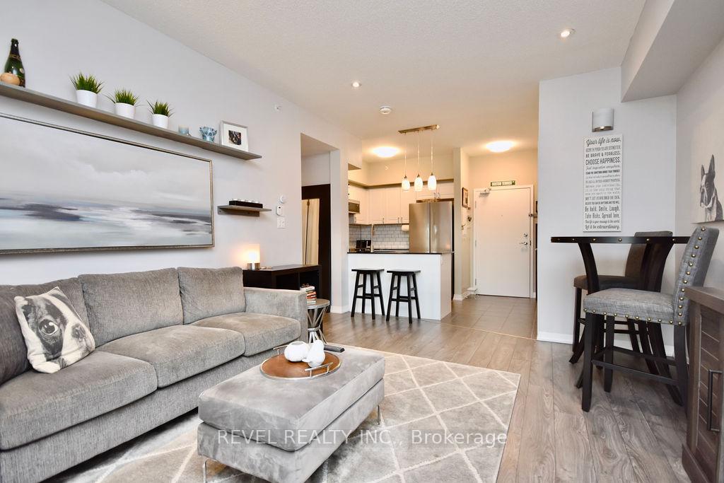 Photo 10 of Unit 208, 299 Cundles Road E, Barrie, Cundles East — HOMEH
