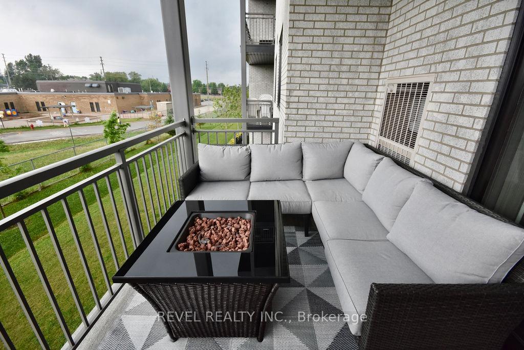 Photo 15 of Unit 208, 299 Cundles Road E, Barrie, Cundles East — HOMEH