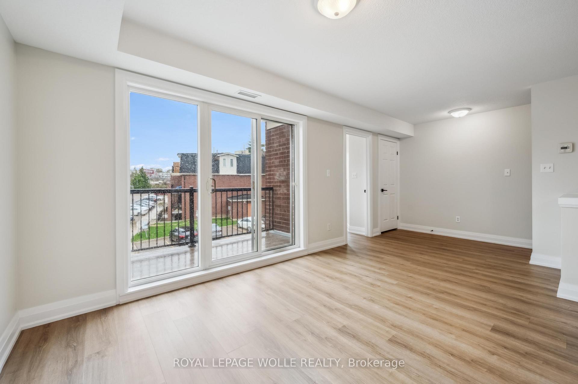 Photo 11 of Unit 12D, 45 Cedarhill Crescent, Kitchener — HOMEH