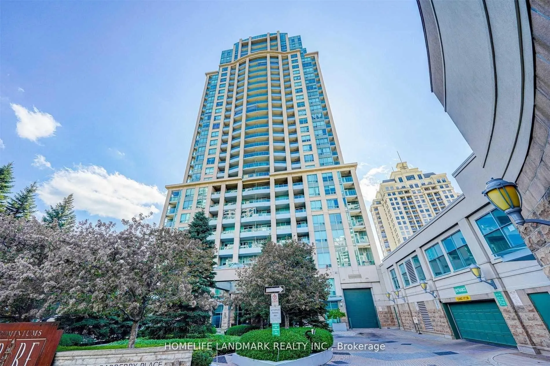 Front of Unit 606, 17 Barberry Place