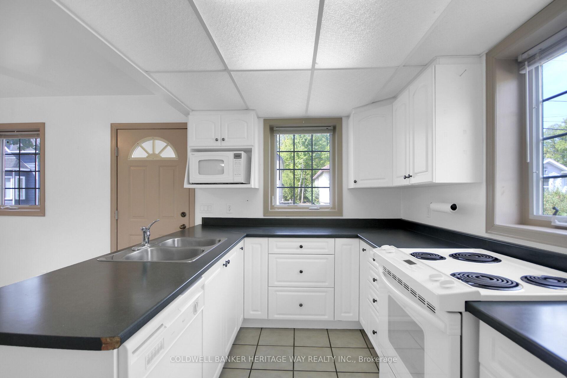 Photo 11 of 254 William Street, Carleton Place — HOMEH