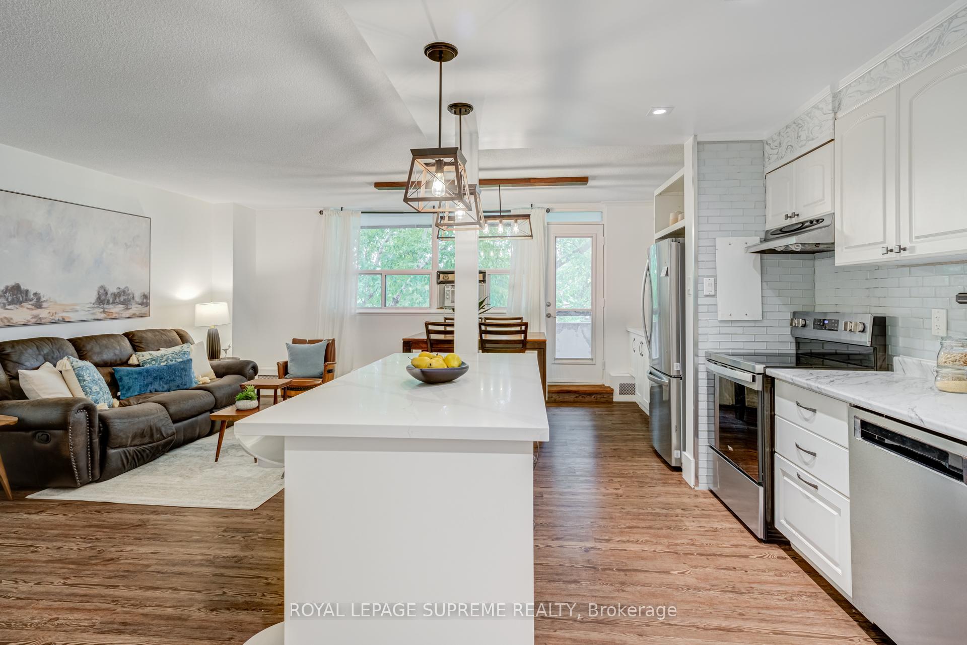 Photo 6 of Unit 206, 541 Blackthorn Avenue, Toronto, Keelesdale-Eglinton West — HOMEH