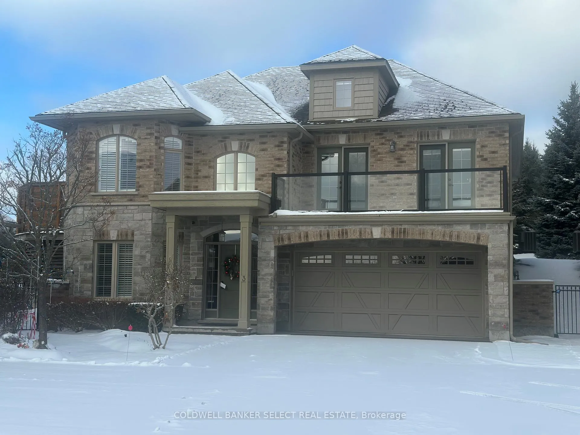 Front of Unit 3, 14 Reddington Drive
