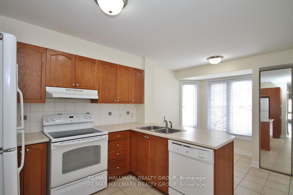 Photo 4 of 148 Paseo Private, Ottawa, Centrepointe — HOMEH