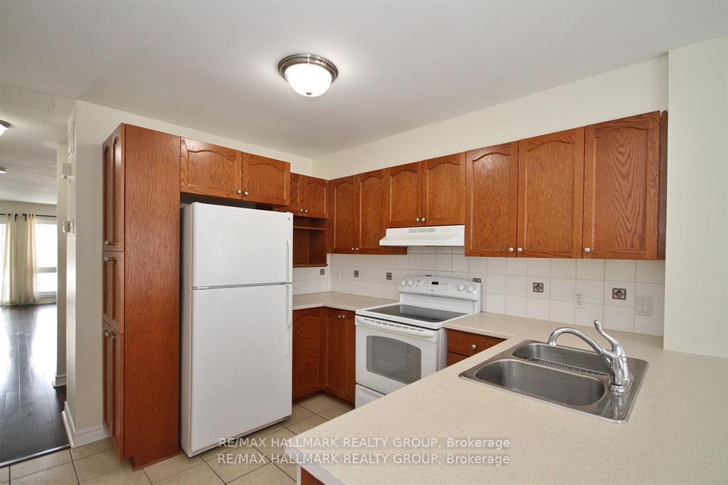 Photo 5 of 148 Paseo Private, Ottawa, Centrepointe — HOMEH
