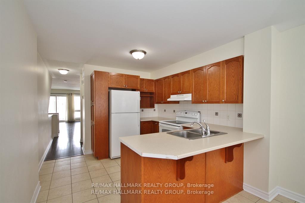 Photo 6 of 148 Paseo Private, Ottawa, Centrepointe — HOMEH