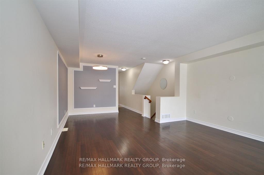 Photo 11 of 148 Paseo Private, Ottawa, Centrepointe — HOMEH