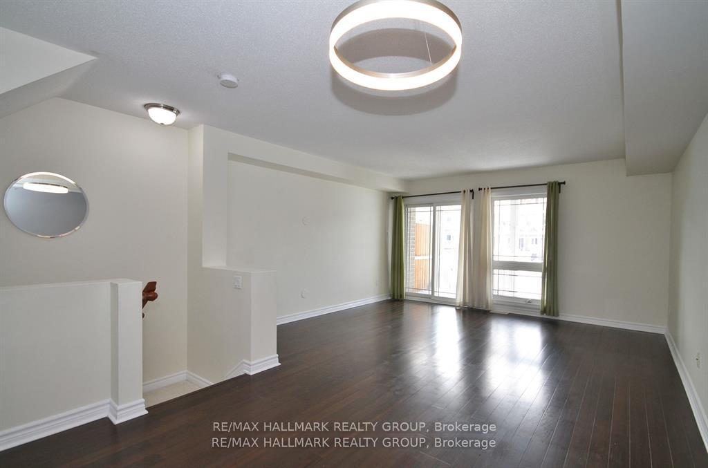 Photo 14 of 148 Paseo Private, Ottawa, Centrepointe — HOMEH