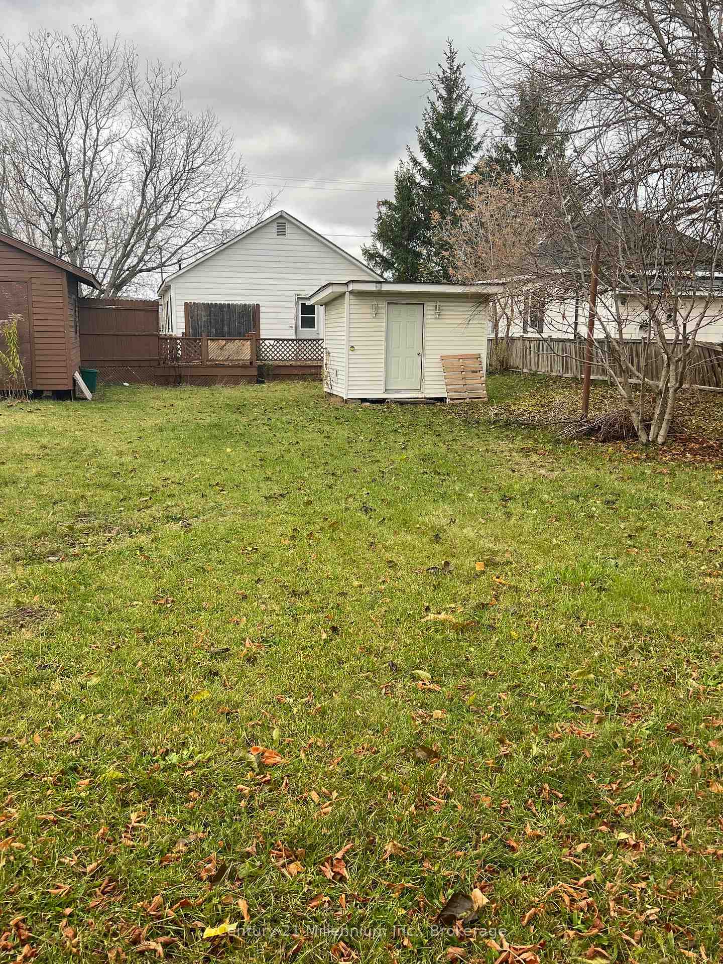 Photo 2 of 219 Spruce Street, Collingwood — HOMEH