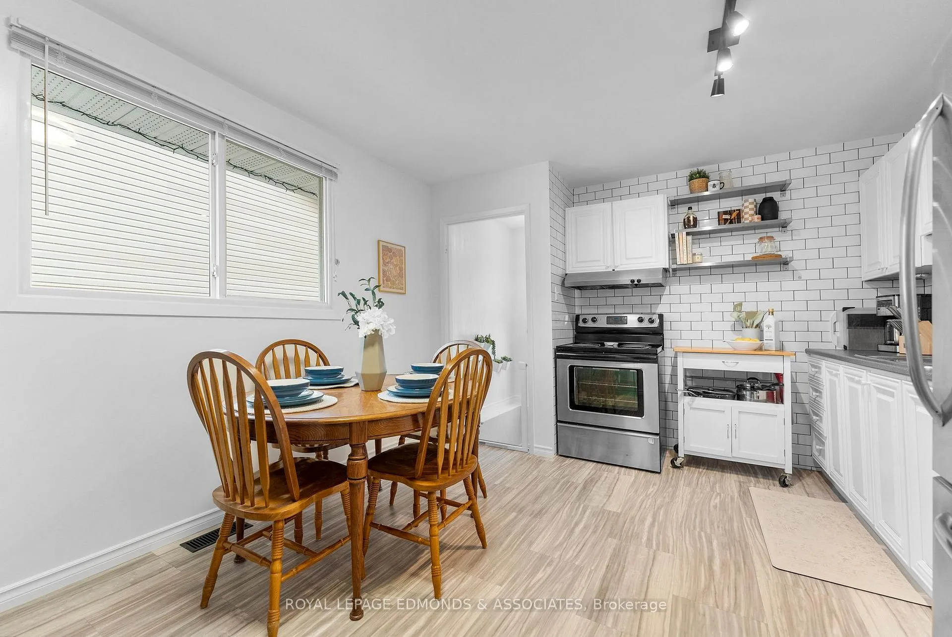 Photo 10 of 20 Wilbert Street, Petawawa — HOMEH