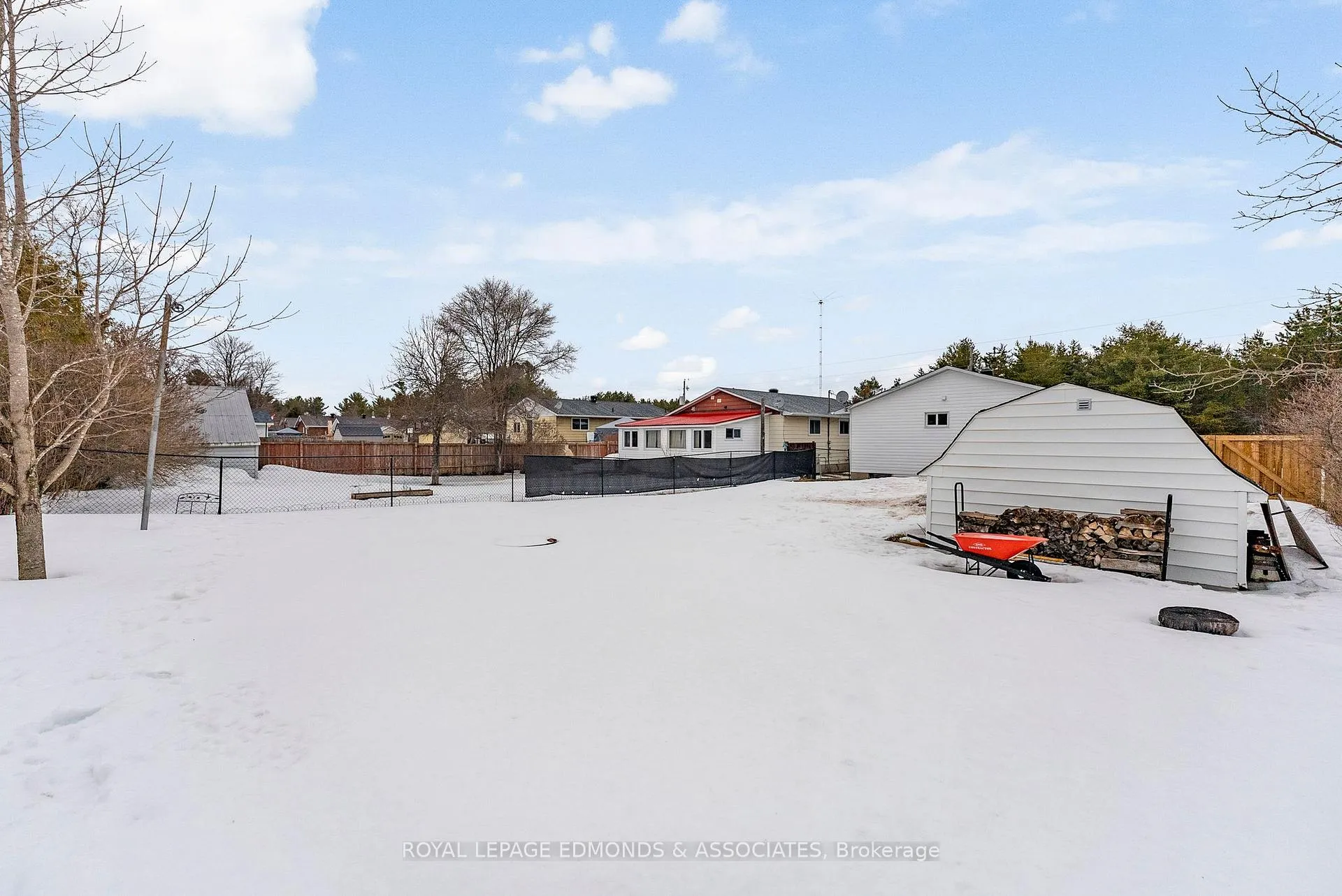 Photo 37 of 20 Wilbert Street, Petawawa — HOMEH