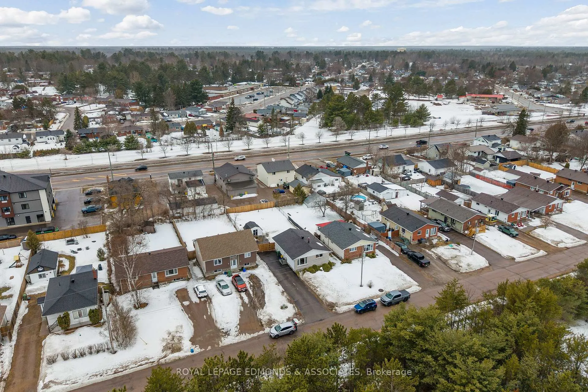 Photo 42 of 20 Wilbert Street, Petawawa — HOMEH