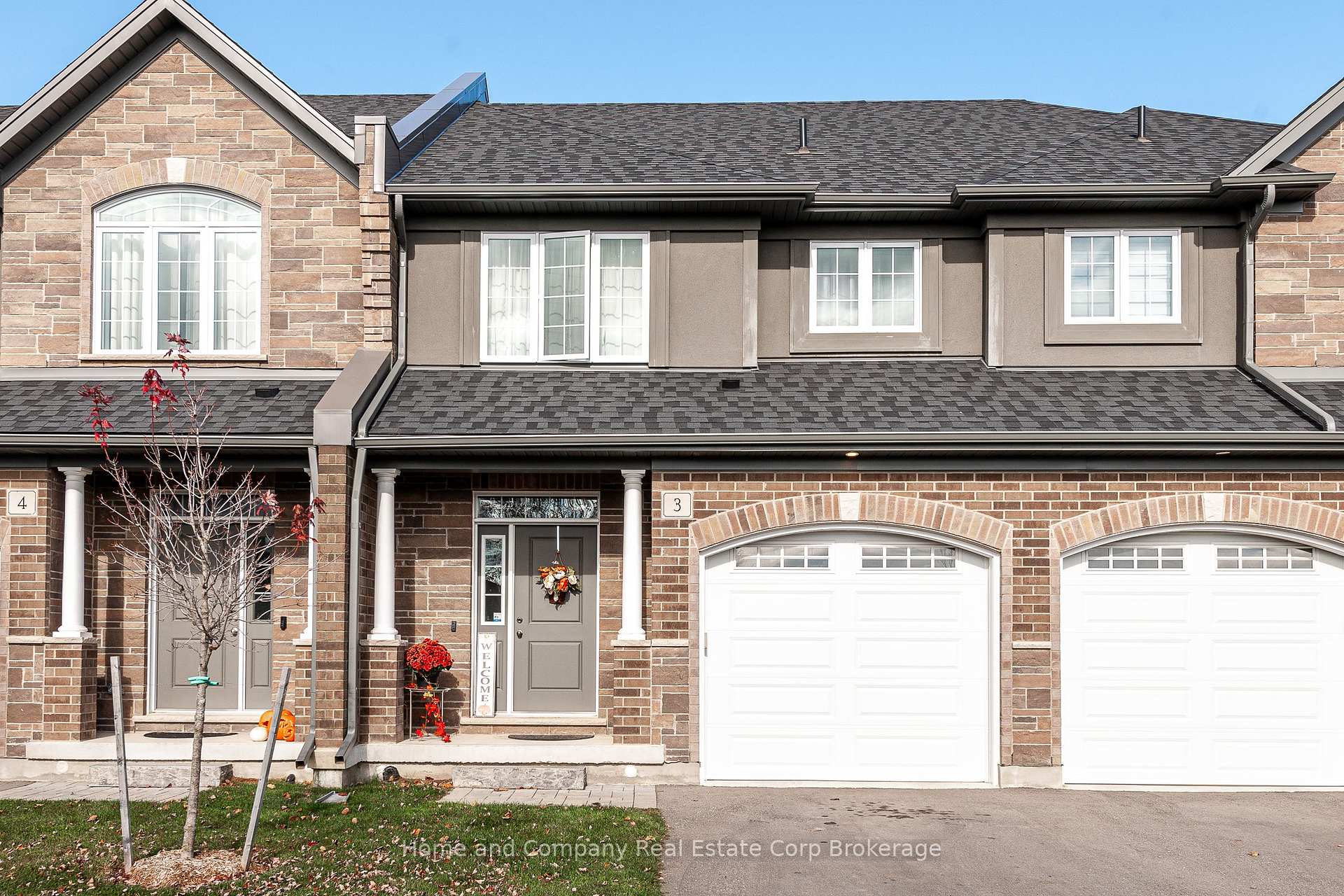 Photo 2 of Unit 3, 350 O'Loane Avenue, Stratford — HOMEH