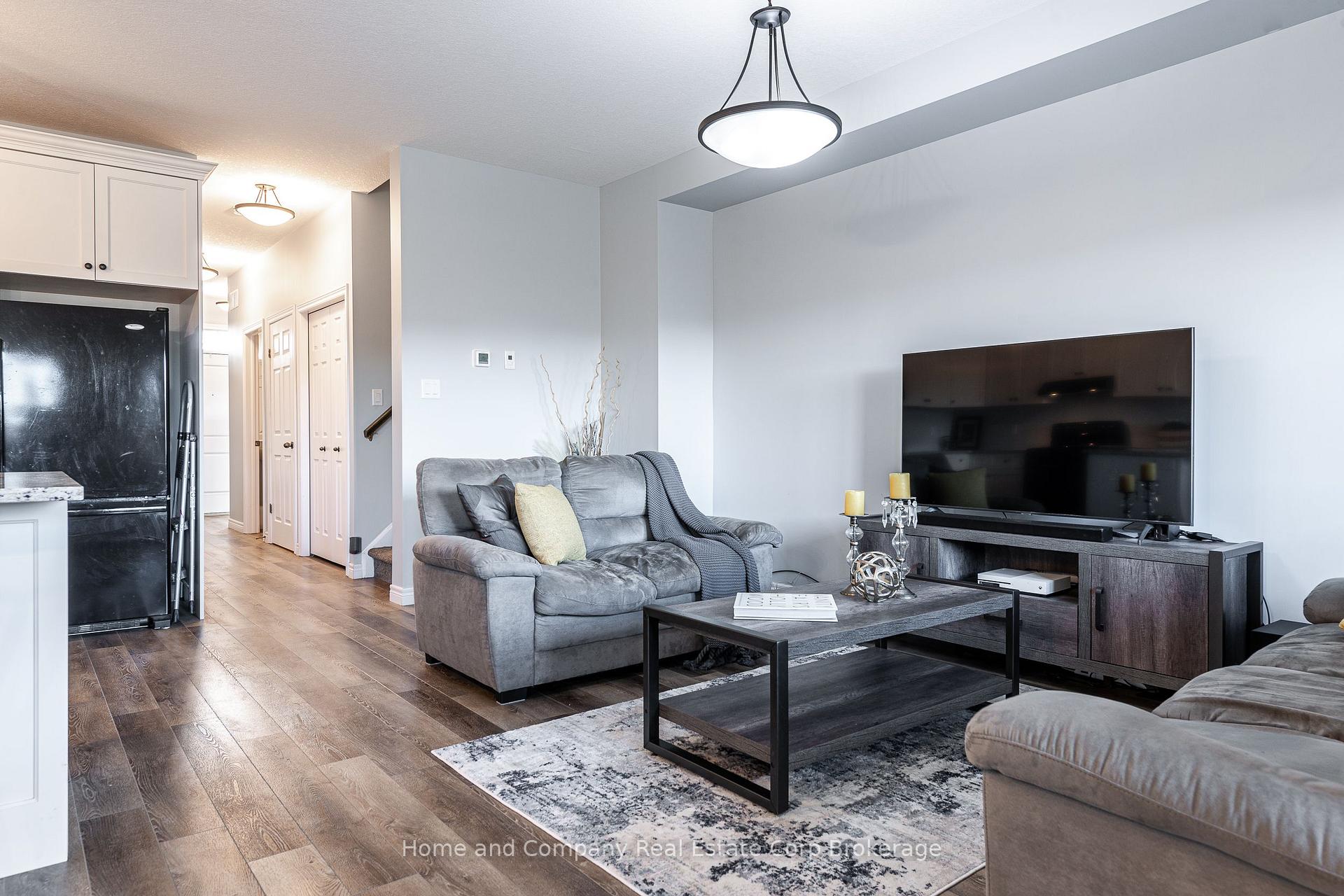 Photo 34 of Unit 3, 350 O'Loane Avenue, Stratford — HOMEH