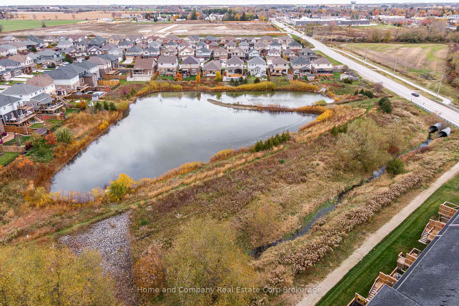 Photo 50 of Unit 3, 350 O'Loane Avenue, Stratford — HOMEH