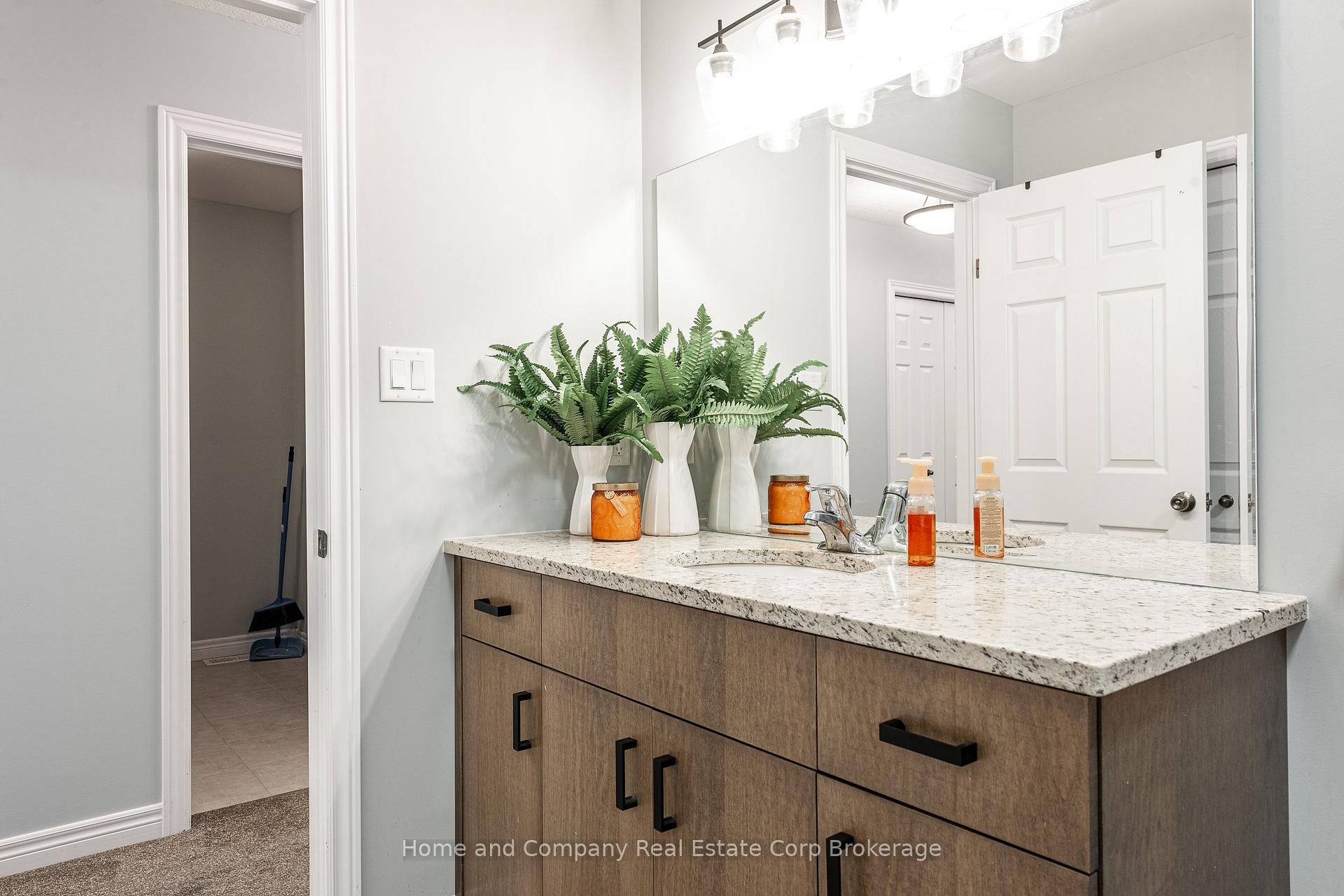 Photo 55 of Unit 3, 350 O'Loane Avenue, Stratford — HOMEH