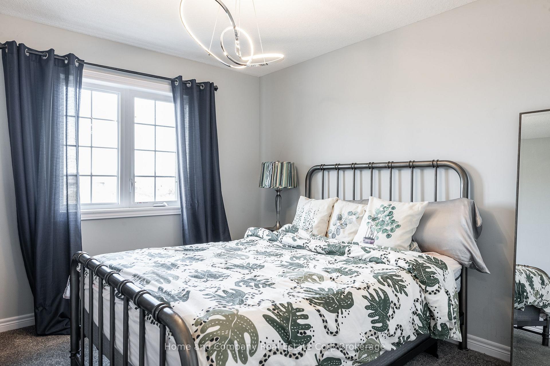 Photo 57 of Unit 3, 350 O'Loane Avenue, Stratford — HOMEH