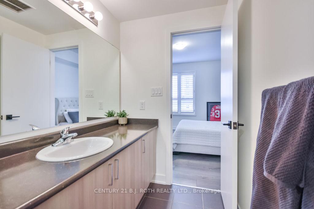 Photo 16 of Unit 414, 5 Chef Lane, Barrie, Rural Barrie Southeast — HOMEH