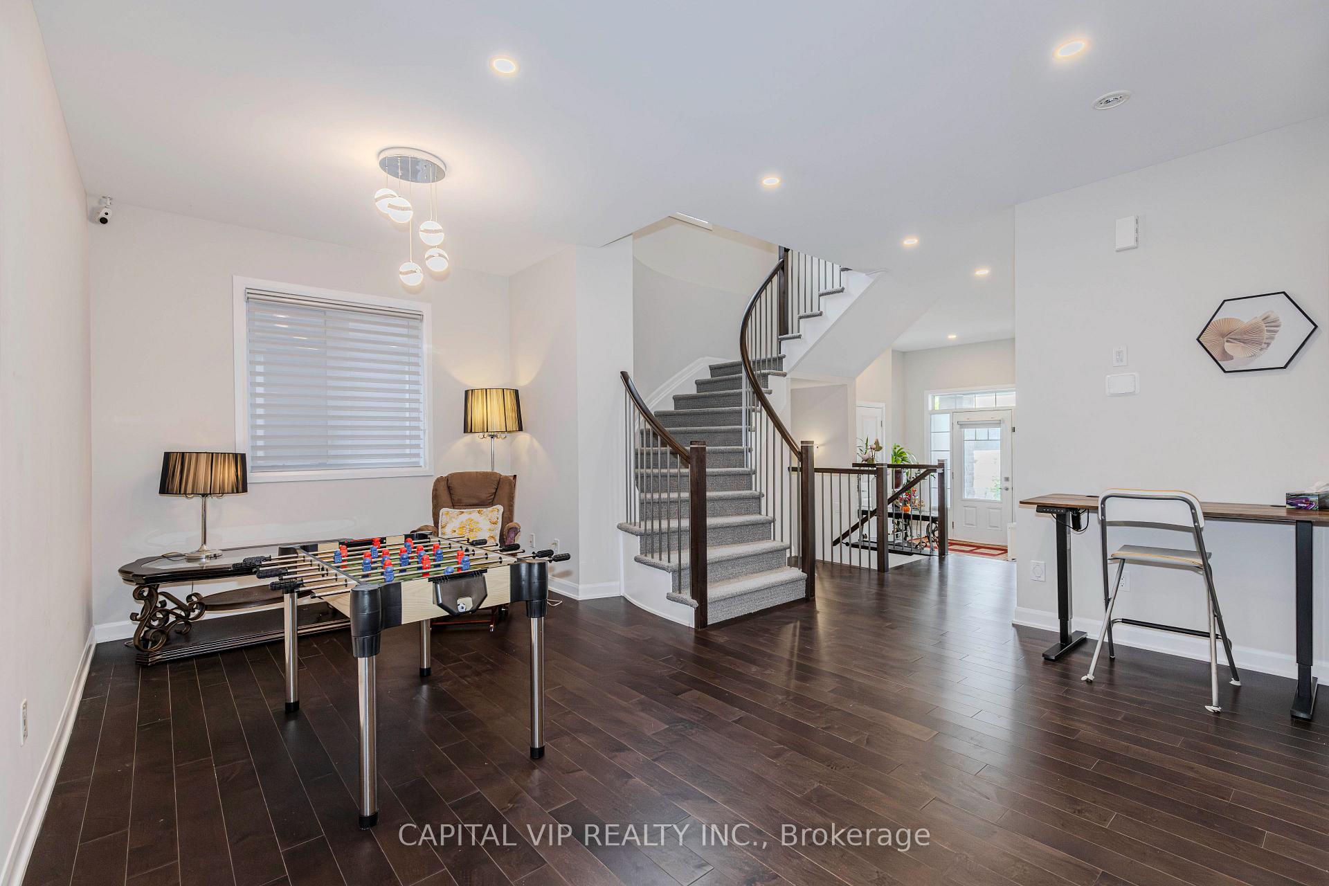 Photo 14 of 111 Robin Easey Avenue, Ottawa, Barrhaven - Half Moon Bay — HOMEH