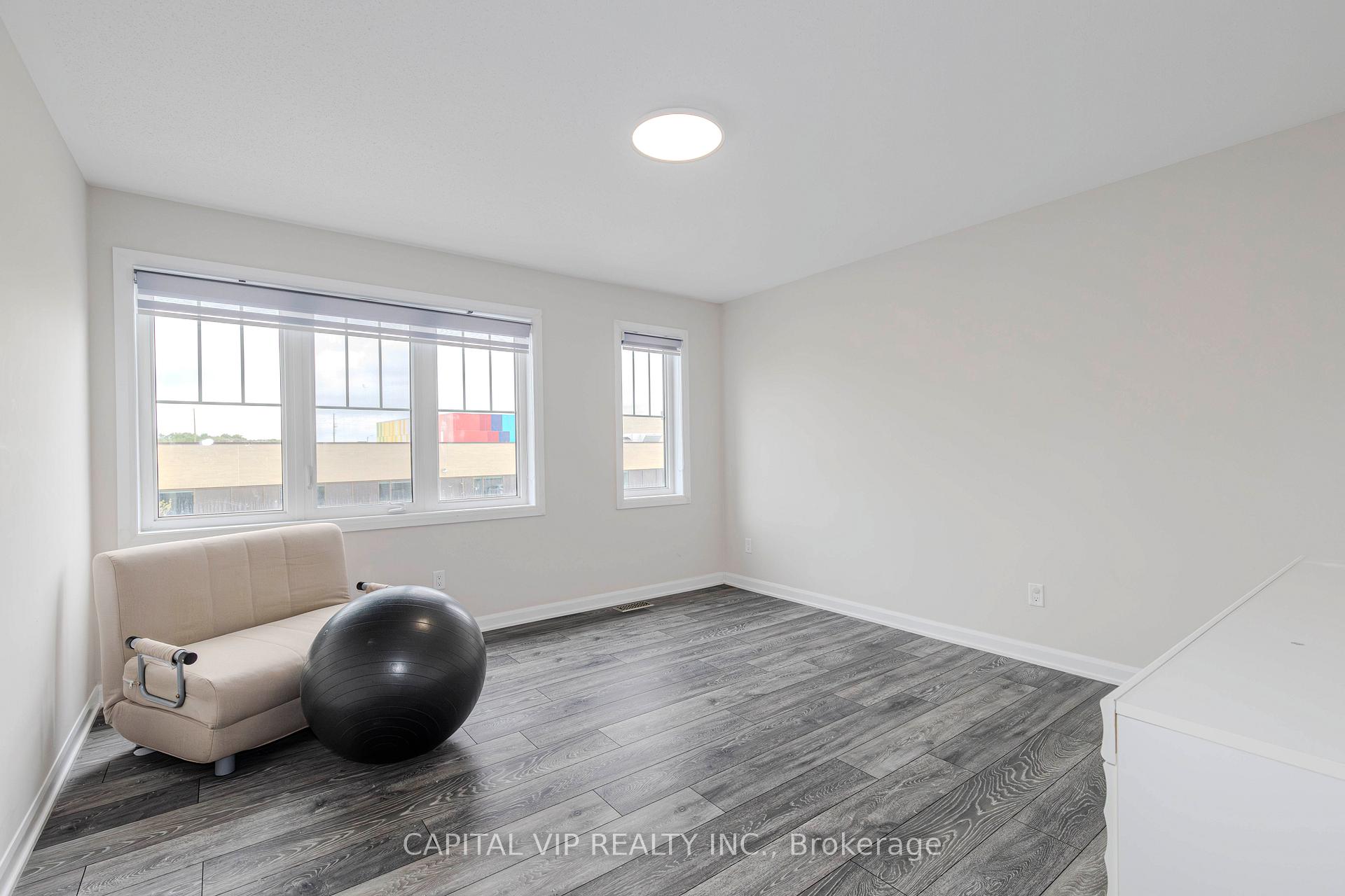 Photo 21 of 111 Robin Easey Avenue, Ottawa, Barrhaven - Half Moon Bay — HOMEH