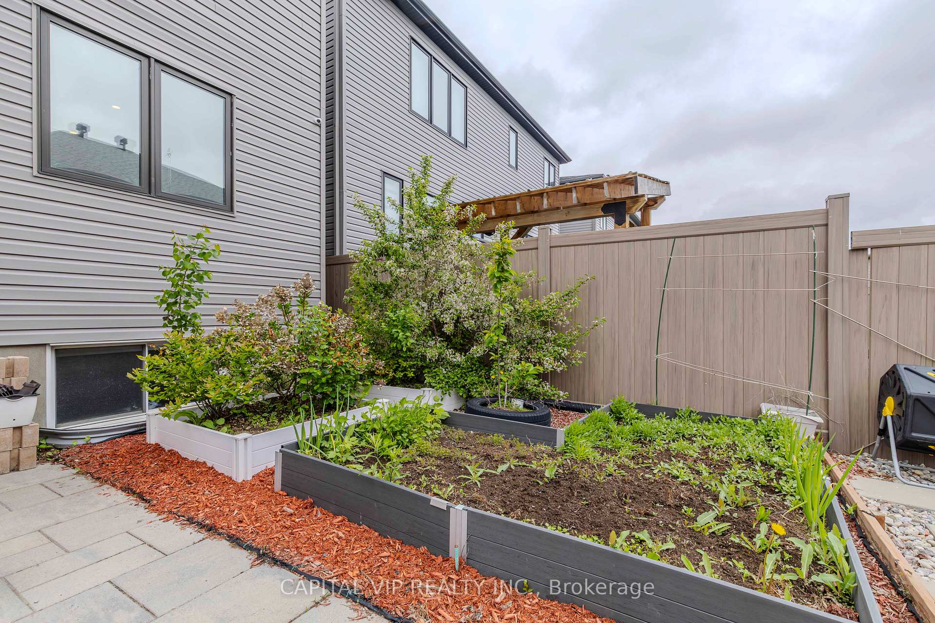 Photo 42 of 111 Robin Easey Avenue, Ottawa, Barrhaven - Half Moon Bay — HOMEH