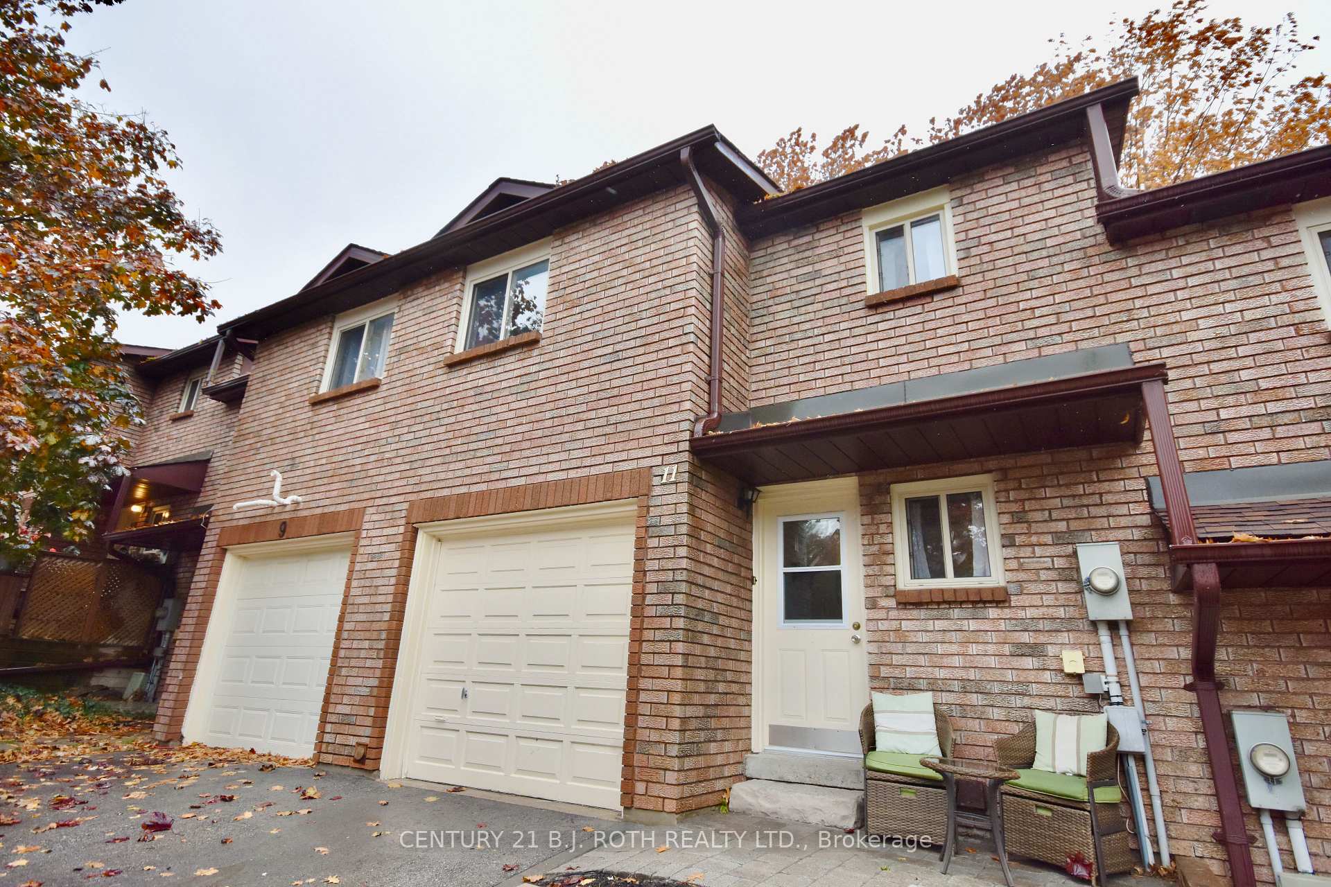 Front of 11 Pheasant Trail