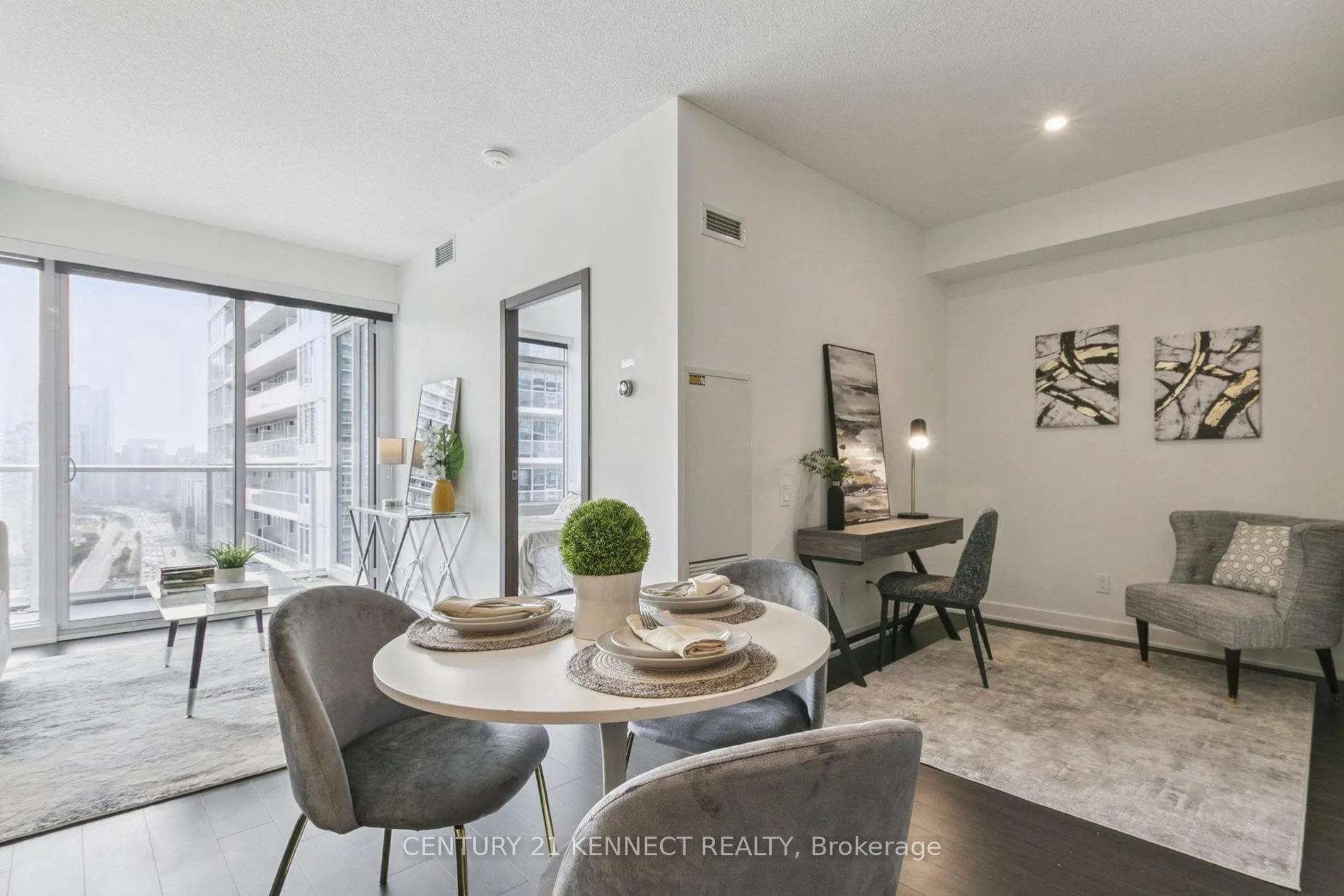 Photo 1 of Unit 3108, 19 Bathurst Street, Toronto, Waterfront Communities — HOMEH