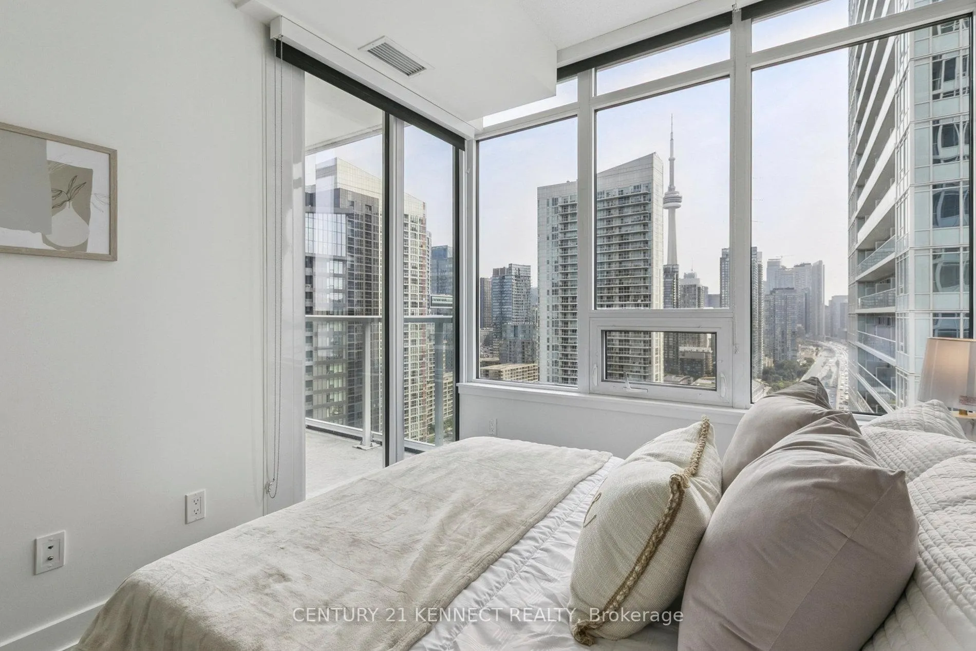 Photo 13 of Unit 3108, 19 Bathurst Street, Toronto, Waterfront Communities — HOMEH