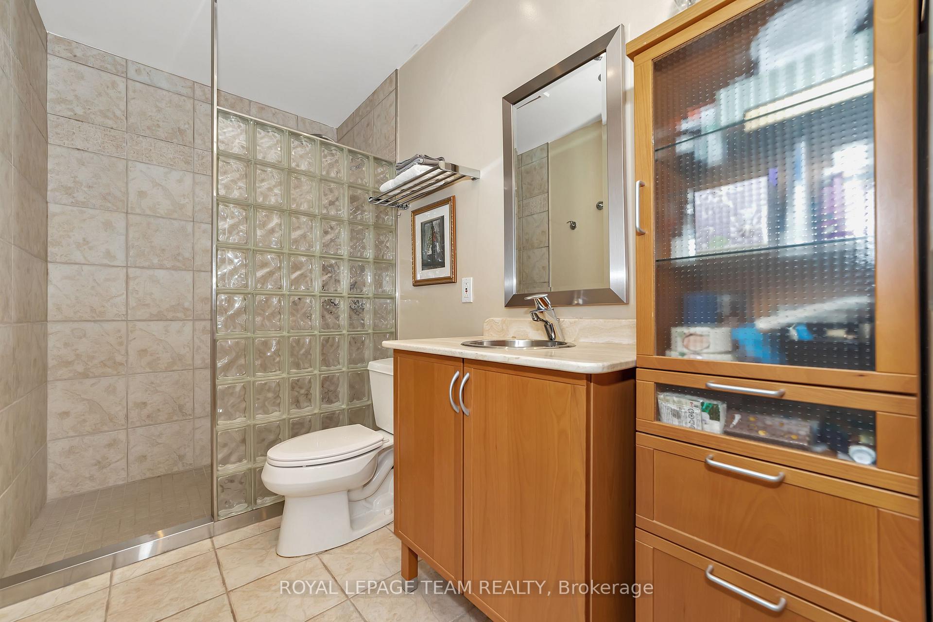 Photo 5 of Unit 3B, 144 Clarence Street, Ottawa, Lower Town/Byward Market — HOMEH