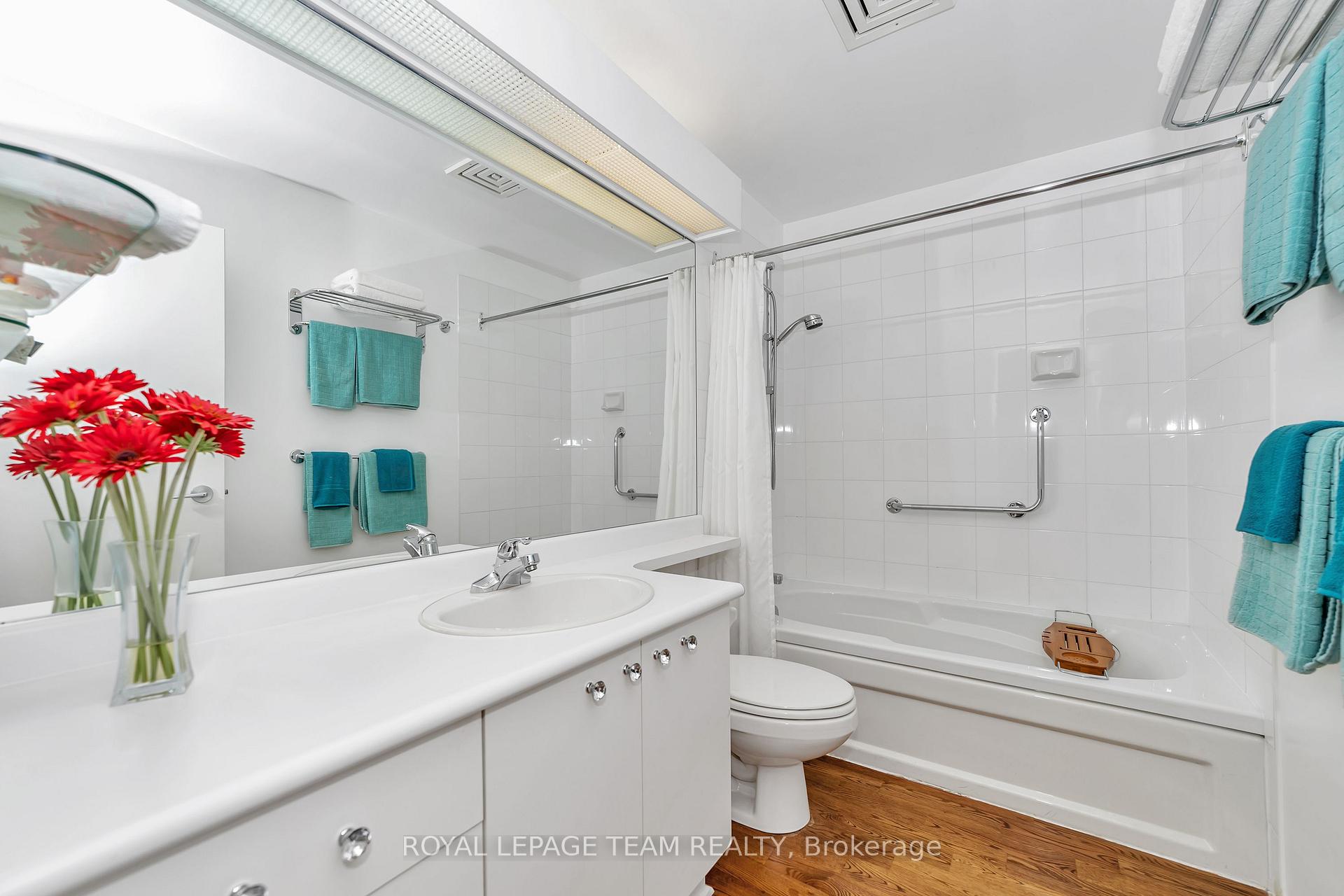 Photo 7 of Unit 3B, 144 Clarence Street, Ottawa, Lower Town/Byward Market — HOMEH