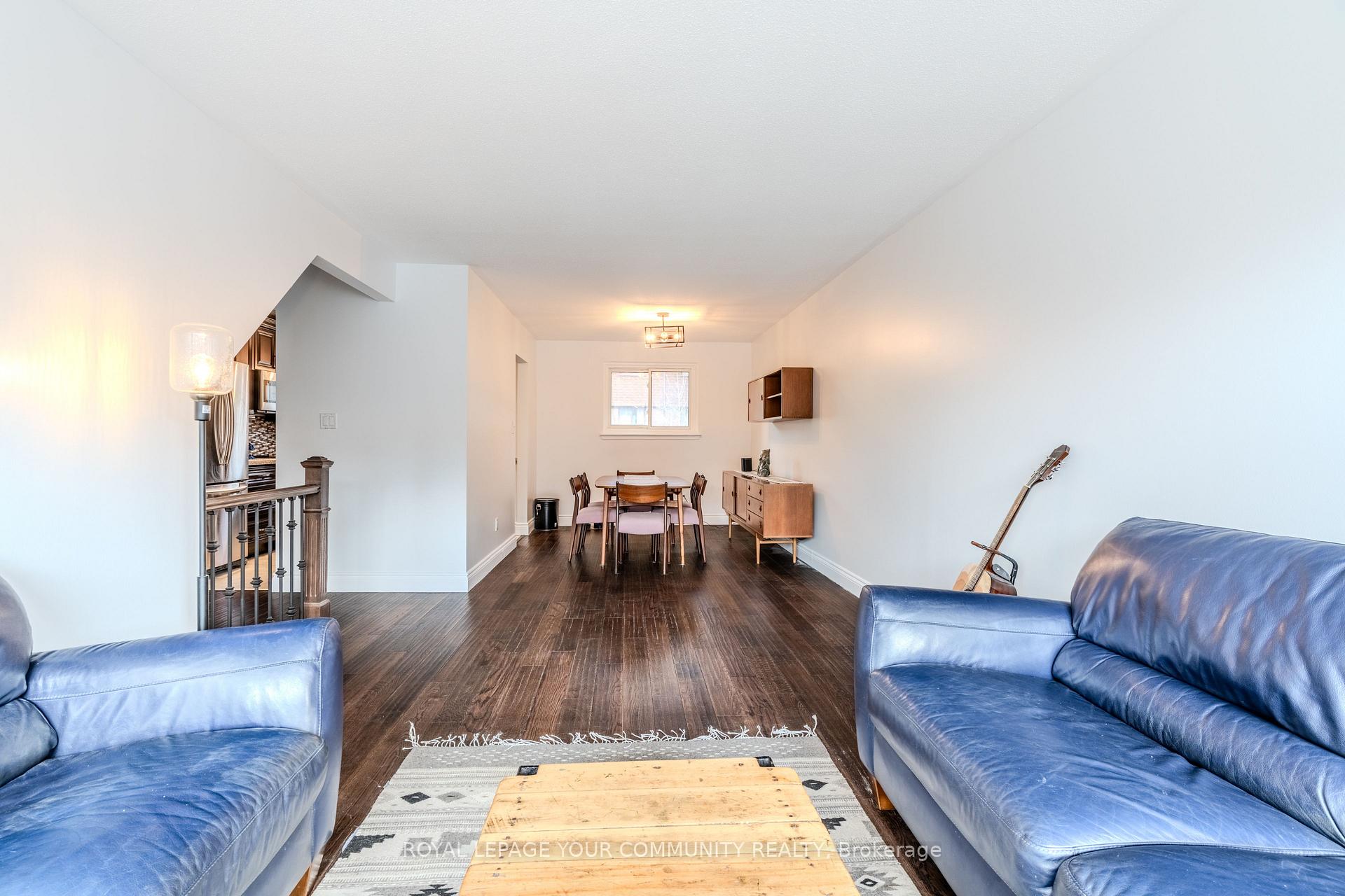 Photo 6 of 70 Stately Way, Markham, Royal Orchard — HOMEH