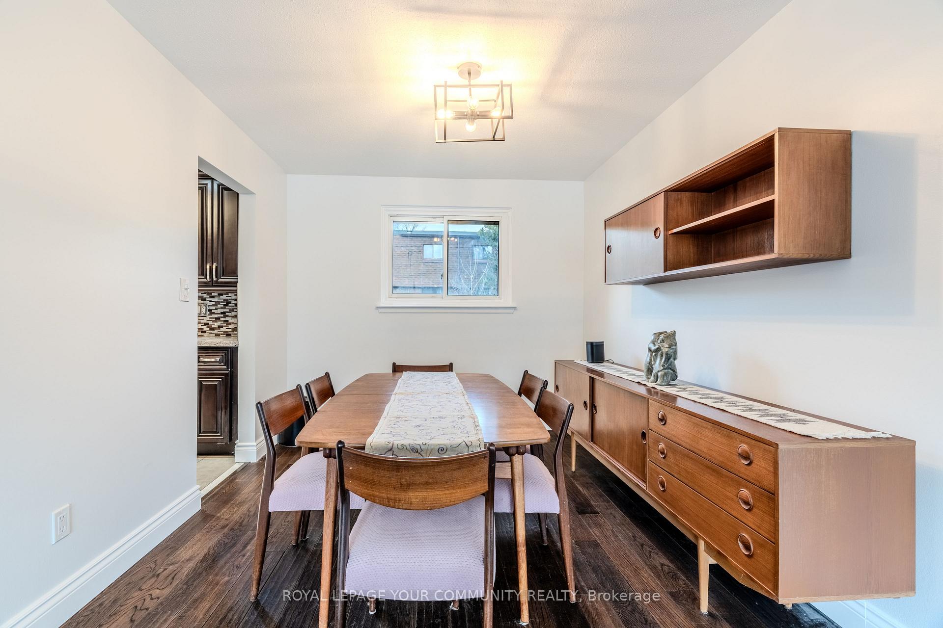 Photo 7 of 70 Stately Way, Markham, Royal Orchard — HOMEH