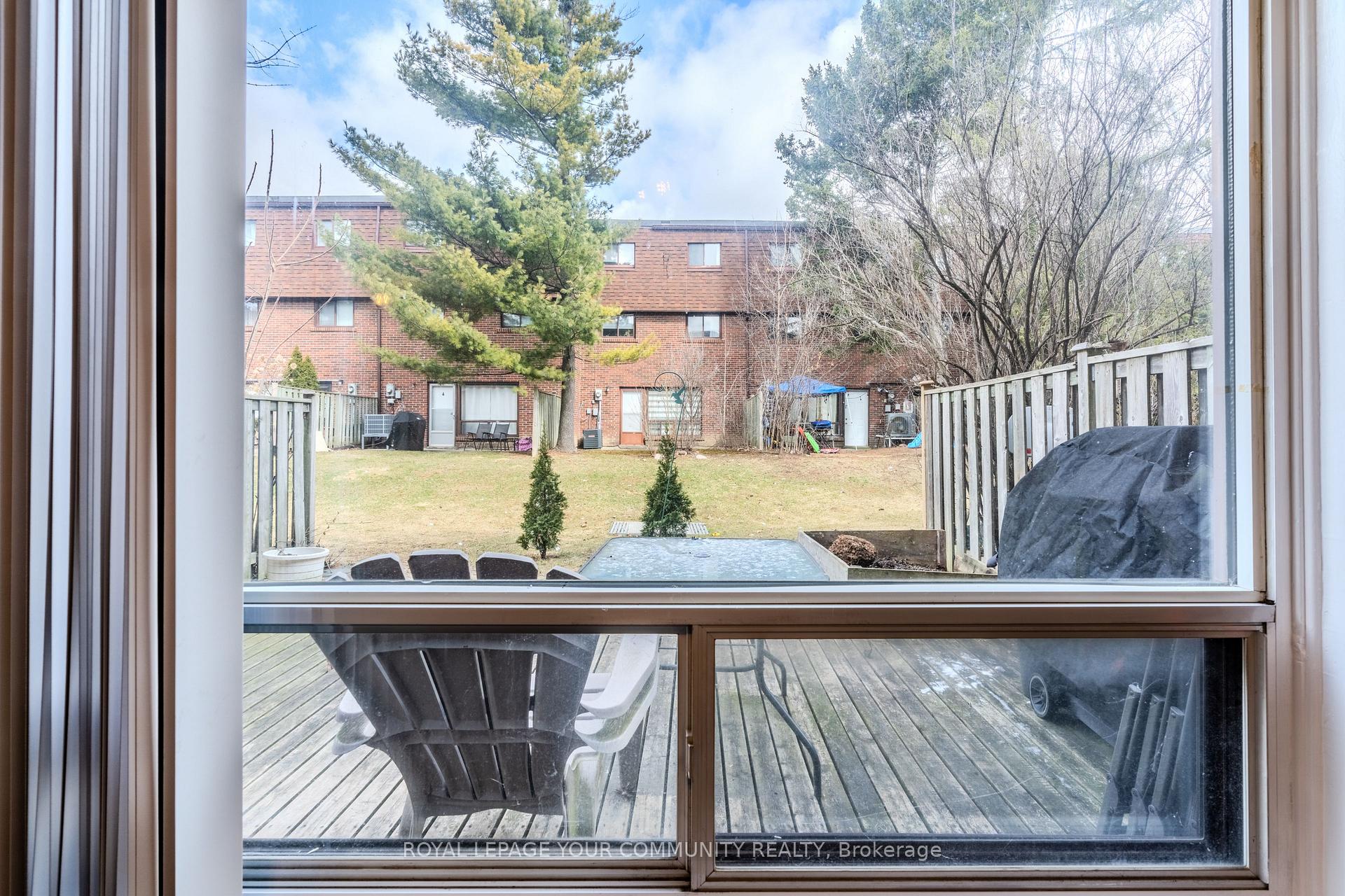 Photo 21 of 70 Stately Way, Markham, Royal Orchard — HOMEH