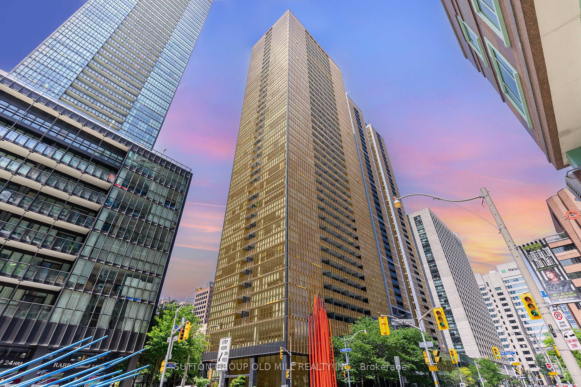 Photo 26 of Unit 3504, 110 Charles Street E, Toronto, Church-Yonge Corridor — HOMEH