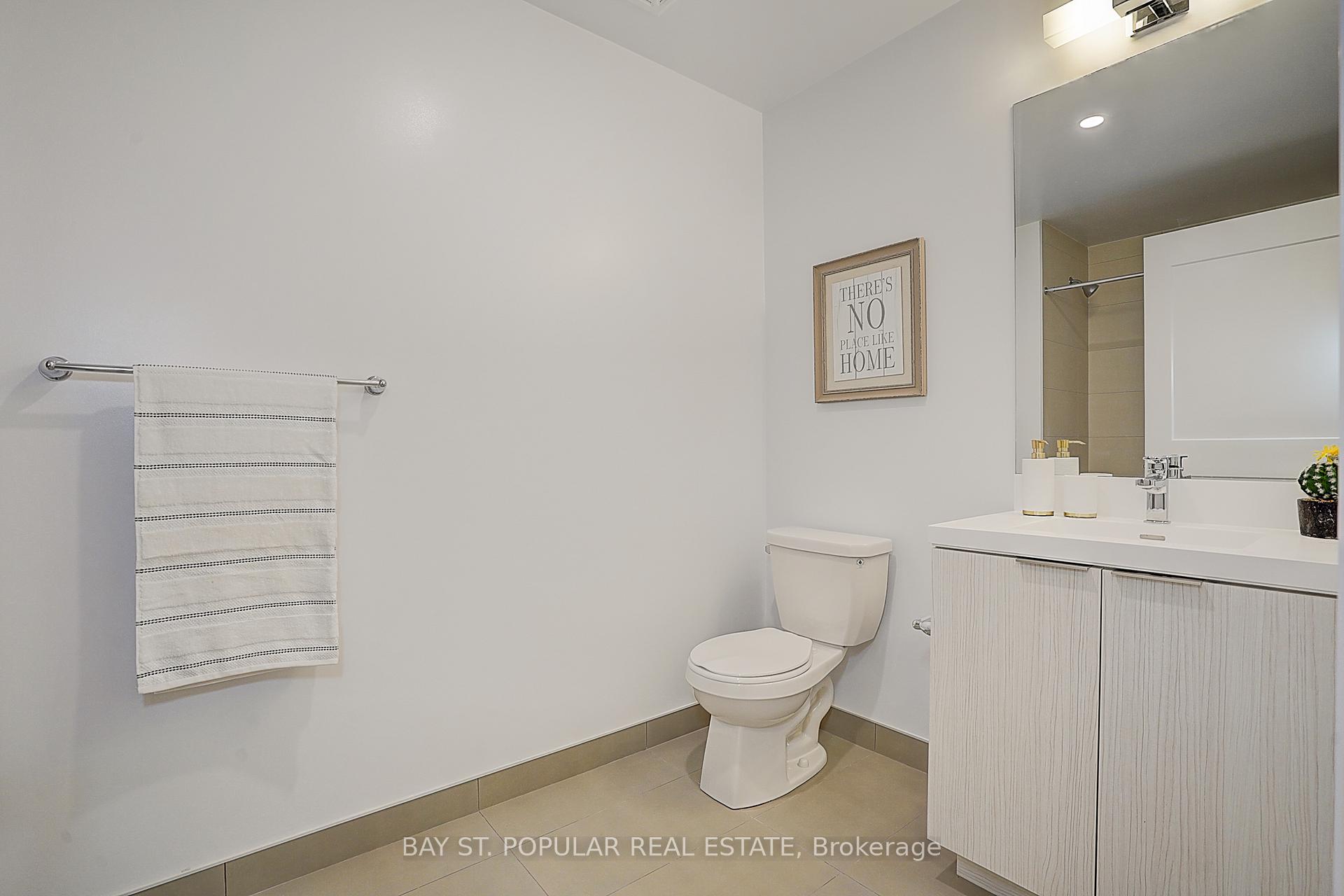 Photo 5 of Unit 812, 50 Dunfield Avenue, Toronto, Mount Pleasant West — HOMEH