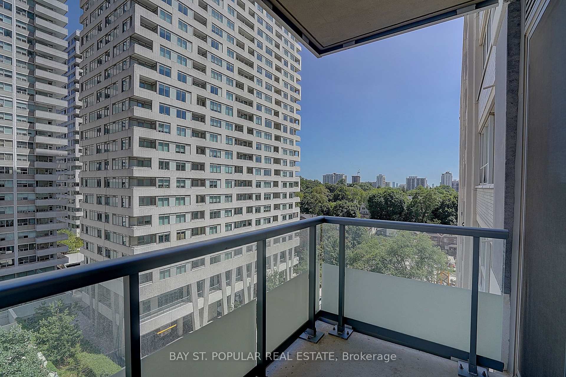 Photo 22 of Unit 812, 50 Dunfield Avenue, Toronto, Mount Pleasant West — HOMEH
