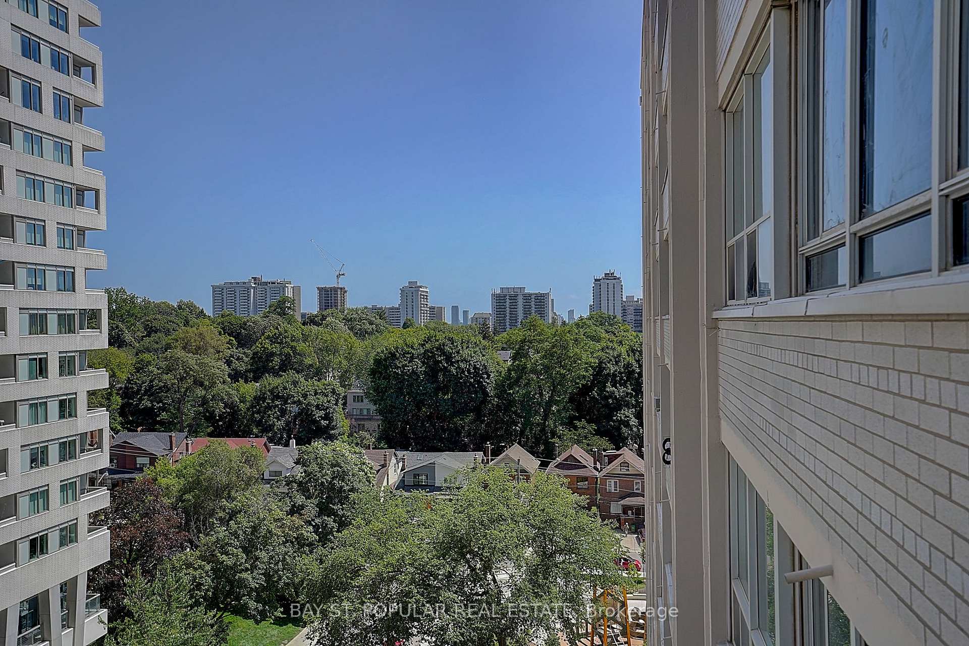Photo 23 of Unit 812, 50 Dunfield Avenue, Toronto, Mount Pleasant West — HOMEH